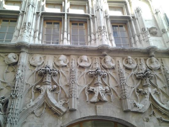 Maison des Têtes de Valence