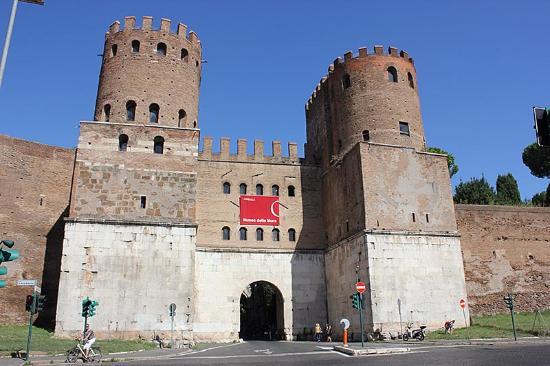 Porta San Sebastiano