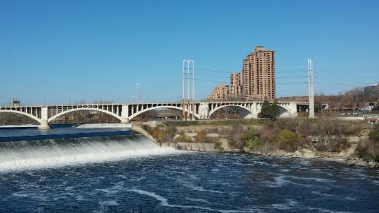 Chutes de Saint Anthony