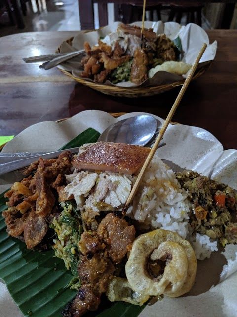 Warung Babi Guling Pak Malen