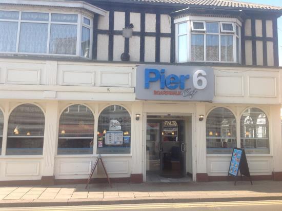 Pier 6 Boardwalk Cafe