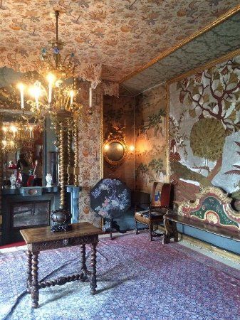 Victor Hugo Restaurant