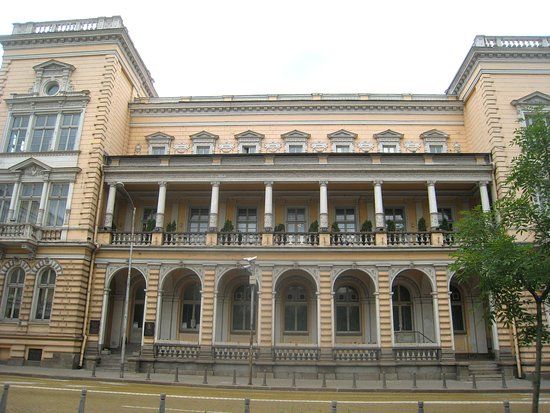 Club militaire central