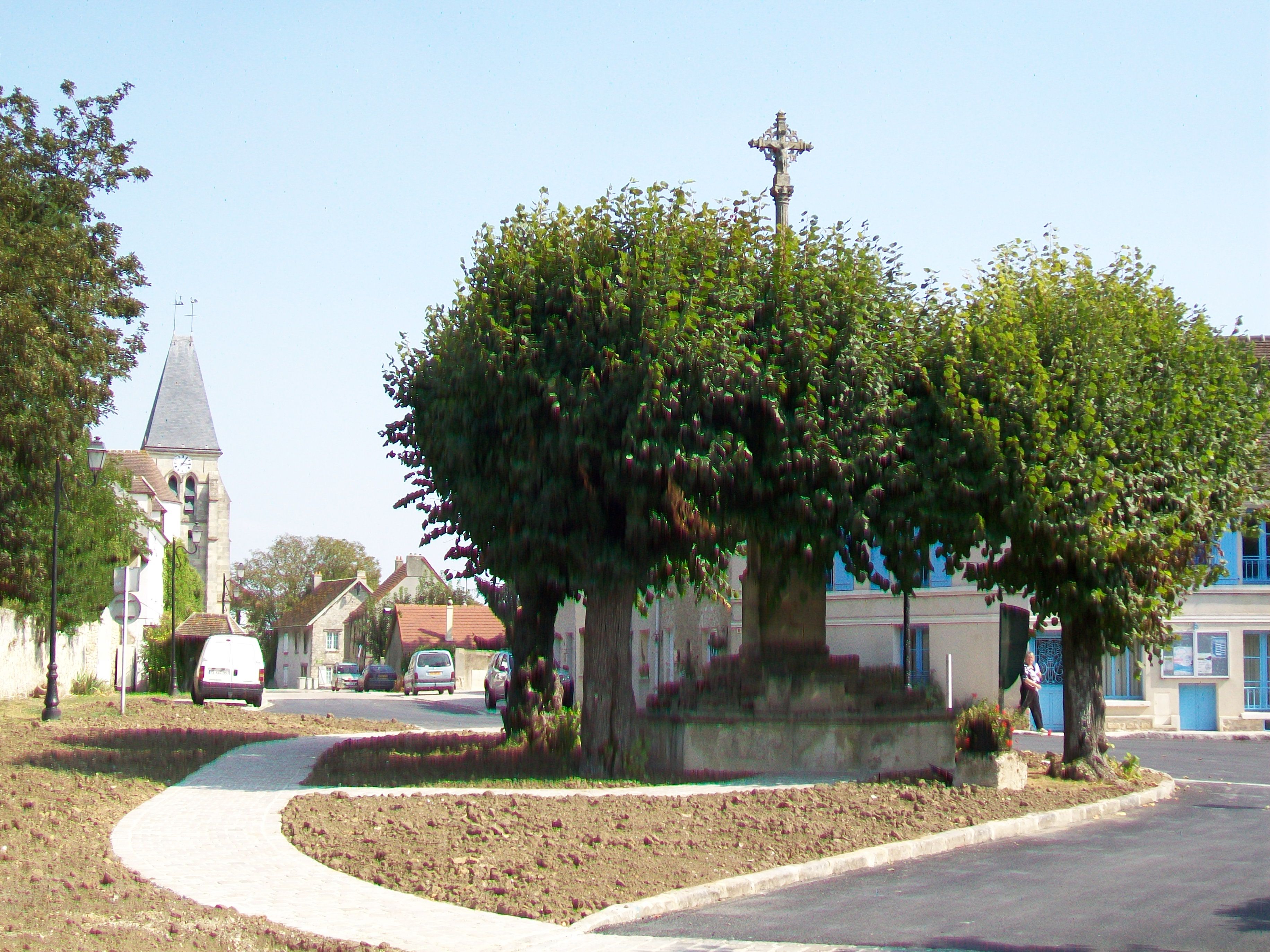 croix hosannière d'Épiais-lès-Louvres