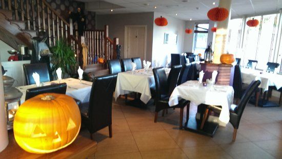 Riverbank Restaurant