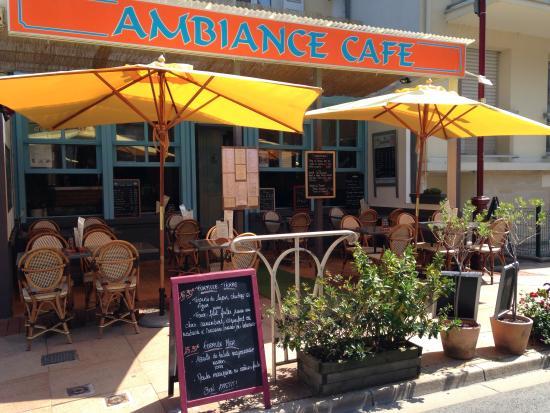 Ambiance Café