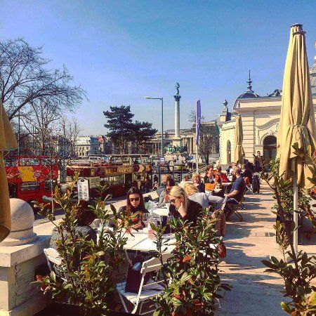 Varosliget Cafe & Restaurant