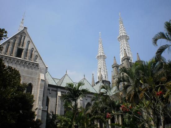 Cathédrale Sainte-Marie de l'Assomption de Jakarta