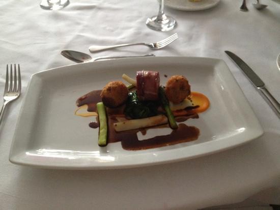 Cloisters Restaurant