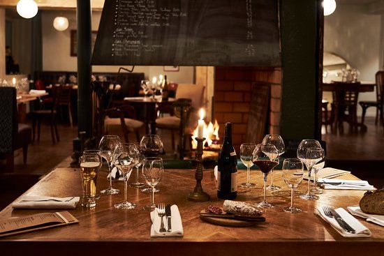 La Haut sur la Colline